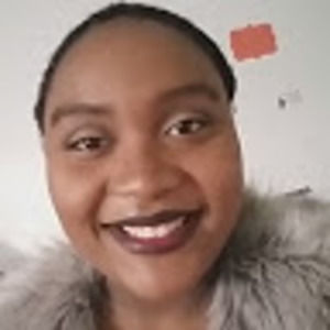 Meet your Posher, Monique